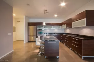 Photo #4: 2059495 Listing 