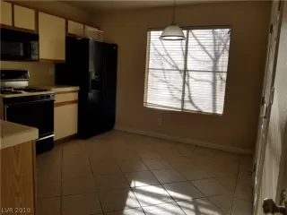 Photo #5: 2059545 Listing 