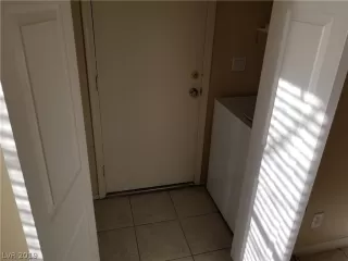 Photo #6: 2059545 Listing 