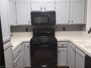 Photo #1: 2059571 Listing 