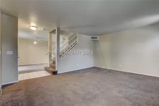 Photo #5: 2059658 Listing