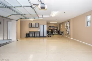 Photo #2: 2059671 Listing