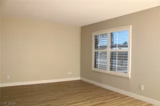 Photo #2: 2059727 Listing 