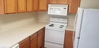 Photo #2: 2059817 Listing 