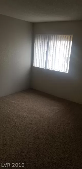 Photo #6: 2059817 Listing 