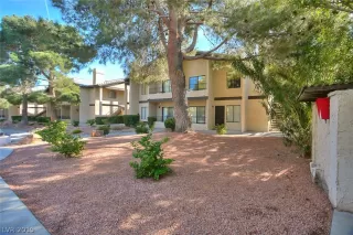 Photo #3: 2059822 Listing