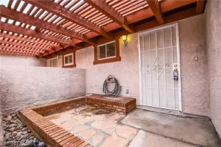 Photo #3: 2059869 Listing 