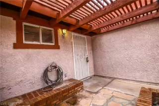 Photo #4: 2059869 Listing 