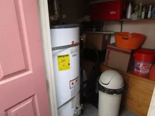 Photo #6: 2059897 Listing