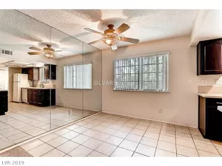 Photo #3: 2059937 Listing