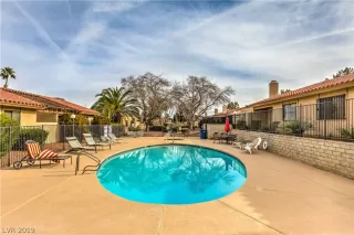 Photo #2: 2059959 Listing