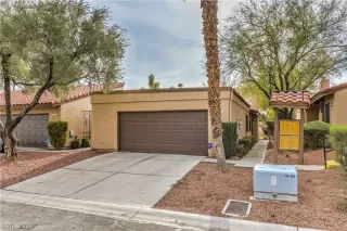 Photo #5: 2059959 Listing