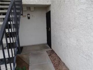 Photo #2: 2059979 Listing 