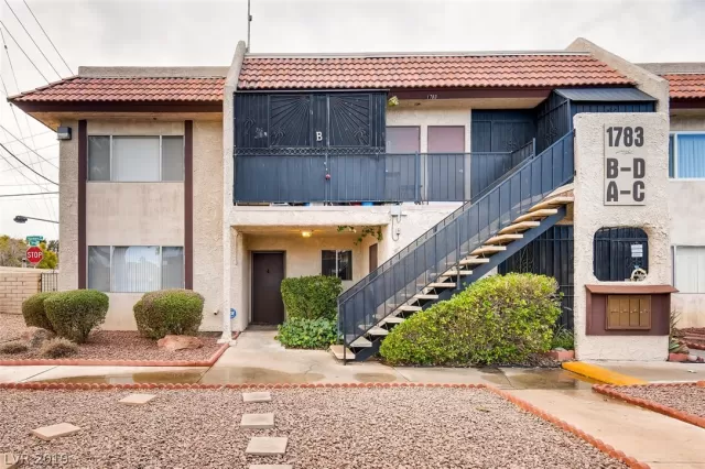 MLS: 2059990 Condo For Sale