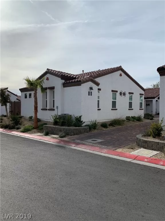 MLS: 2059994 Condo For Sale