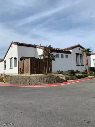 Photo #2: 2059994 Listing 