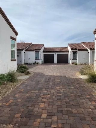 Photo #3: 2059994 Listing 