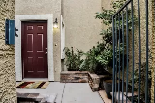 Photo #2: 2060081 Listing