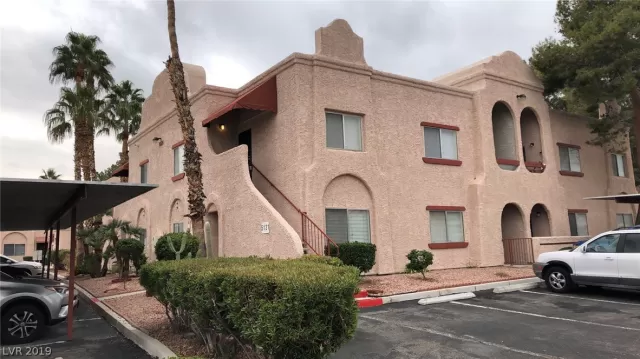 MLS: 2060095 Condo For Sale