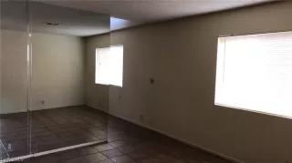 Photo #2: 2060095 Listing 