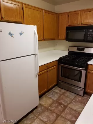 Photo #3: 2060128 Listing 