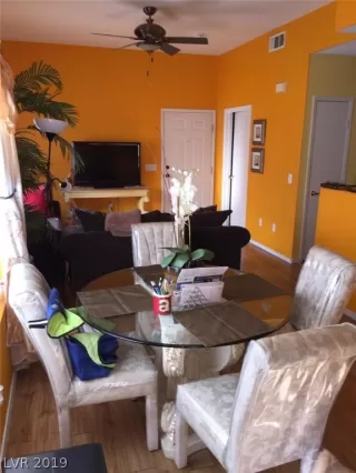 Photo #3: 2060183 Listing