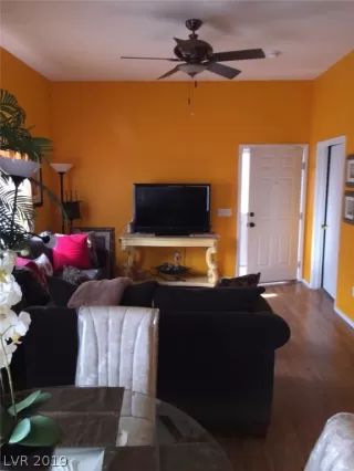 Photo #5: 2060183 Listing