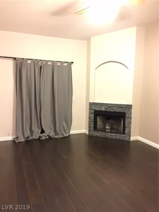 Photo #5: 2060238 Listing 