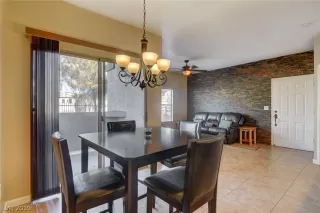 Photo #6: 2060268 Listing 