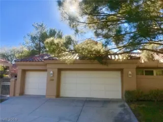 Photo #1: 2060302 Listing 