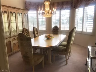 Photo #6: 2060302 Listing 