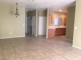 Photo #4: 2060343 Listing 