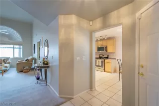 Photo #4: 2060405 Listing