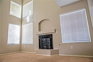 Photo #4: 2060457 Listing