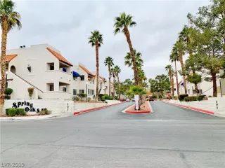 Photo #2: 2060469 Listing