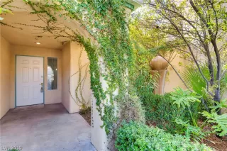 Photo #2: 2060501 Listing