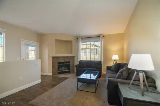 Photo #5: 2060510 Listing