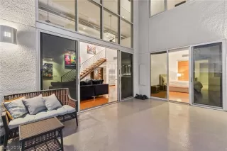 Photo #3: 2060612 Listing 