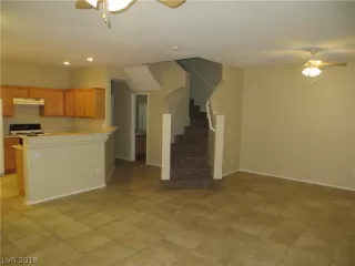 Photo #2: 2060651 Listing