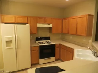 Photo #3: 2060651 Listing