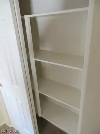 Photo #5: 2060651 Listing