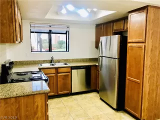 Photo #1: 2060652 Listing