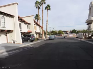 Photo #2: 2060742 Listing 