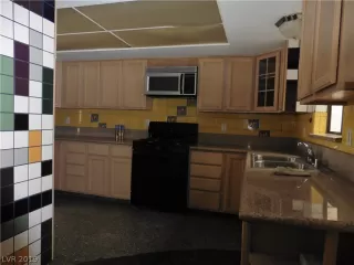 Photo #4: 2060742 Listing 