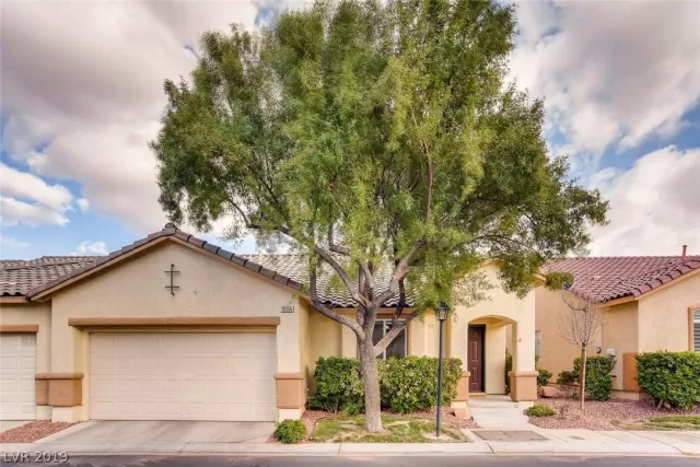 MLS: 2060753 Condo For Sale