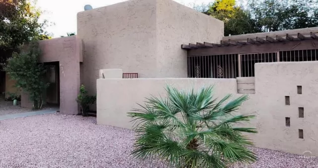 MLS: 2060782 Condo For Sale