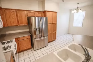 Photo #2: 2060790 Listing