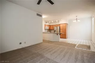 Photo #6: 2060790 Listing