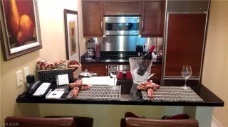 Photo #3: 2060808 Listing