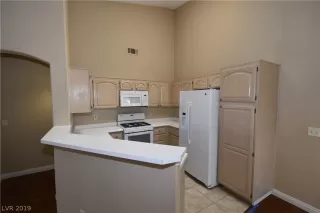 Photo #1: 2060851 Listing 